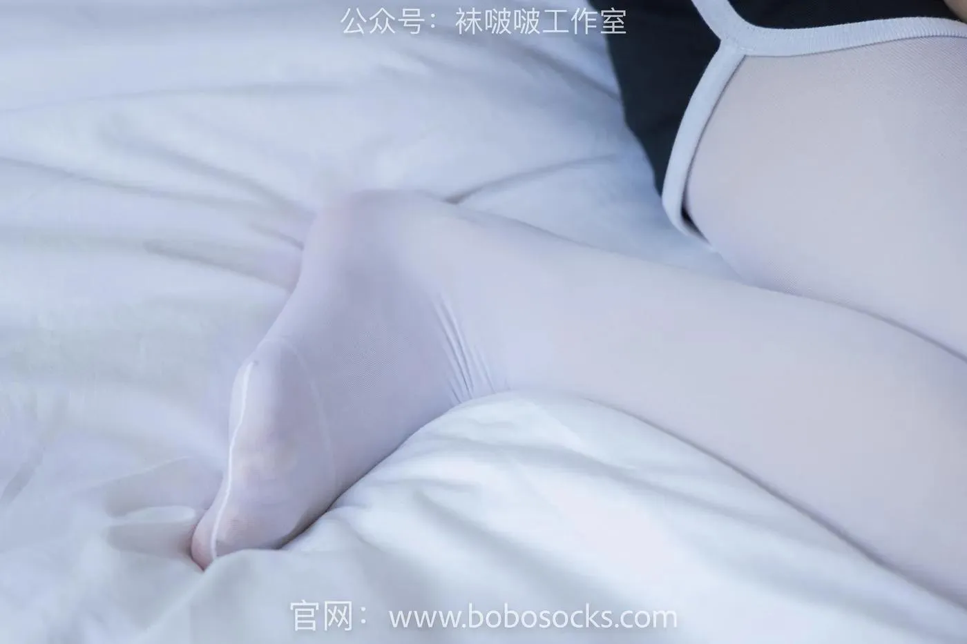 [BoBoSocks袜啵啵]NO.108 小甜豆-皮鞋、厚白丝、踩奶油蛋糕剧情 [137P]插图2